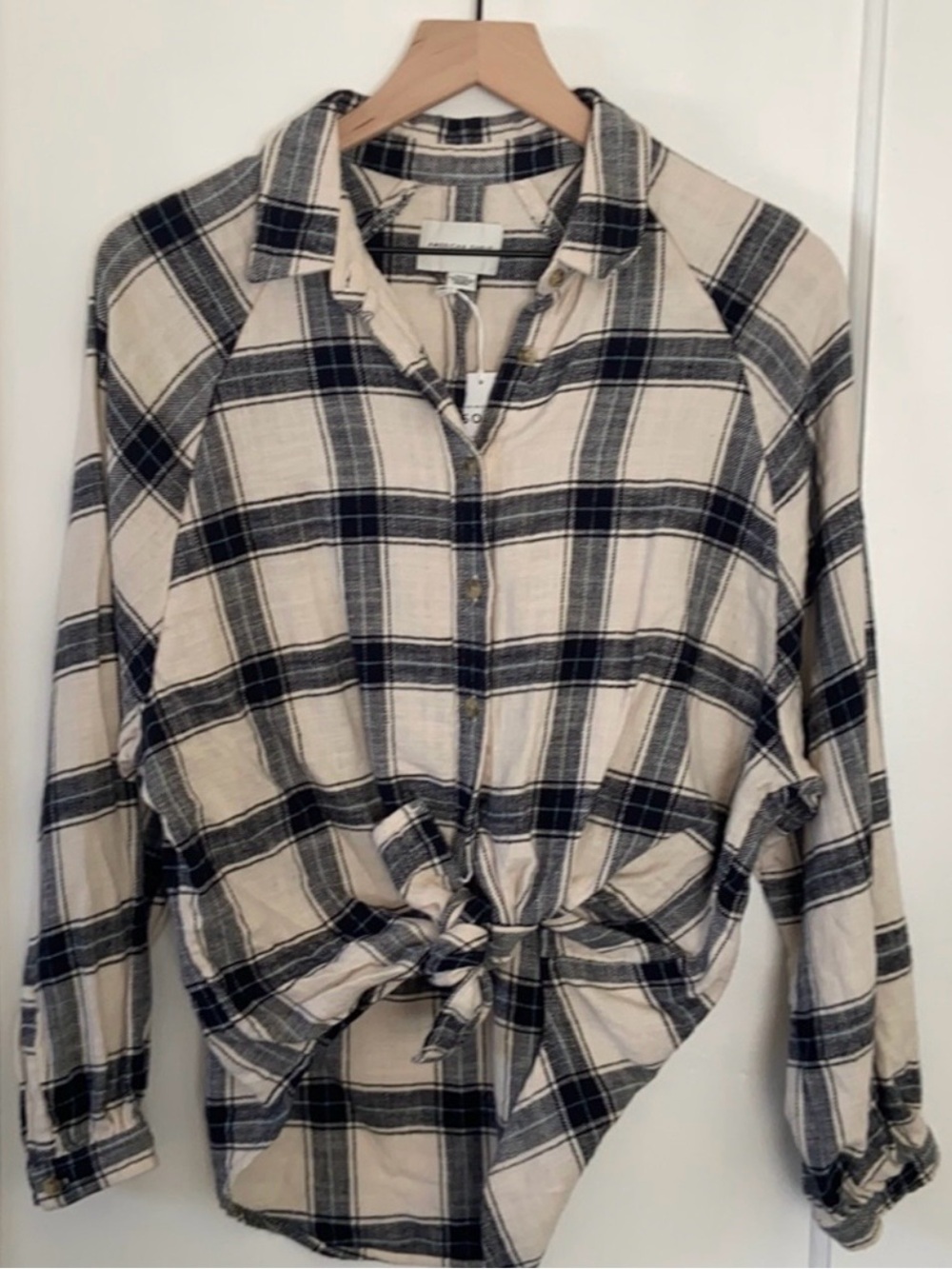American Eagle Plaid Button-Down Tie-Front Shirt in Cream & Black